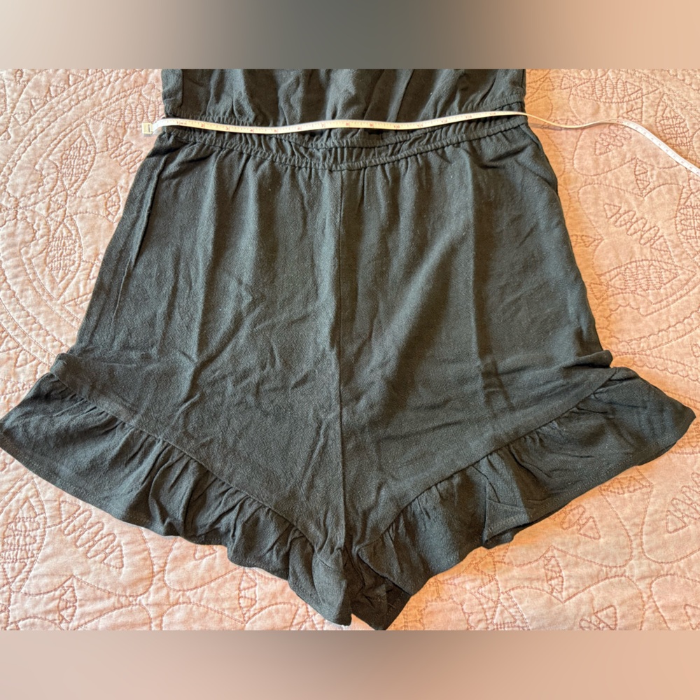 Very J Black Ruffled Romper - Picture 6 of 14